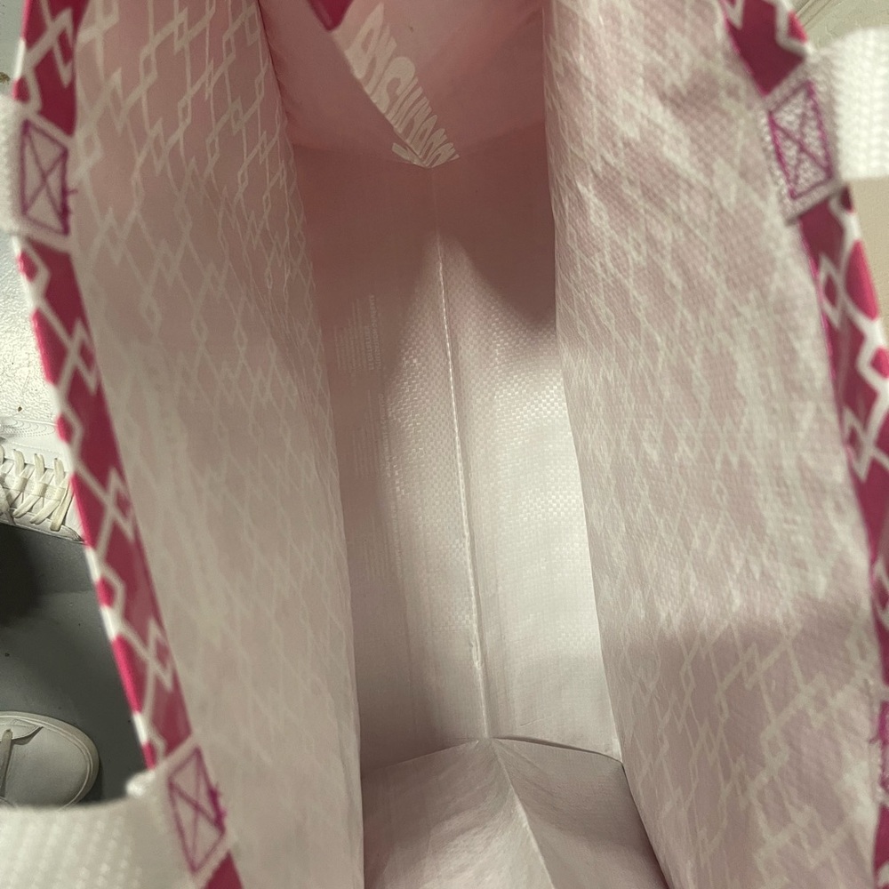 Set of 4 Tupperware Fuchsia and White reusable shopping Totes - Picture 2 of 3